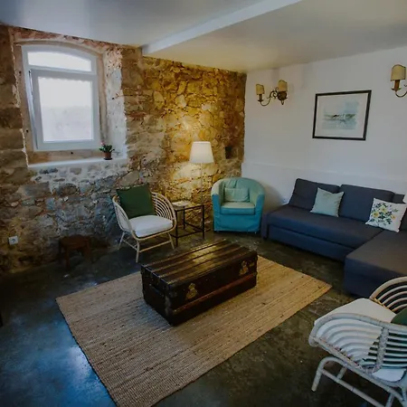 Aba Da Serra - Abrigada